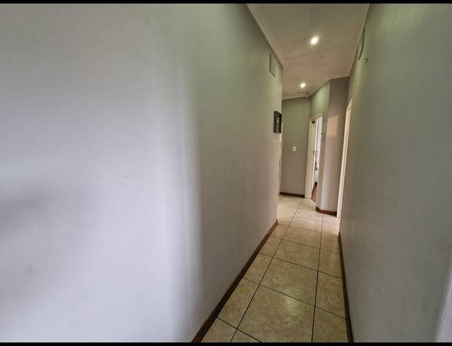 3 BEDROOM HOUSE TO LET IN DAWNCLIFFE